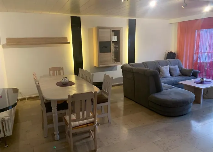 Apartment With Friends 1 *