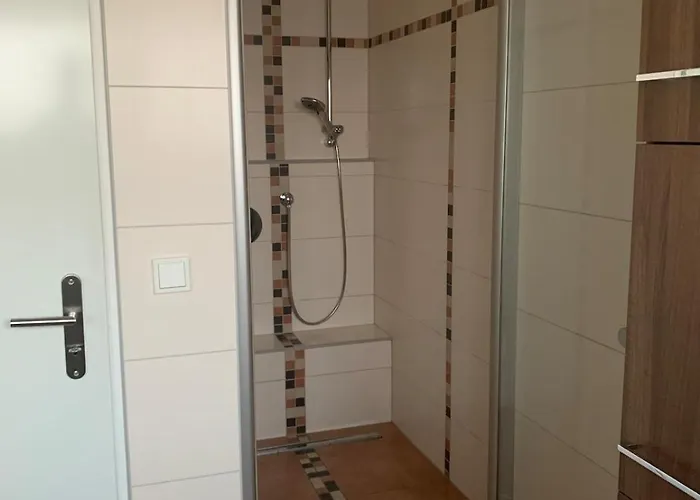 With Friends 1 Trèves