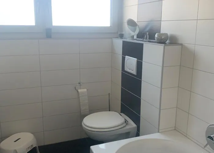 With Friends 1 Trèves